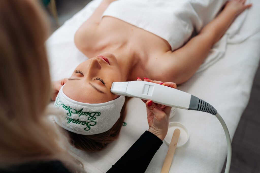 Tratament facial la Souplesse Body Spa Ploiești